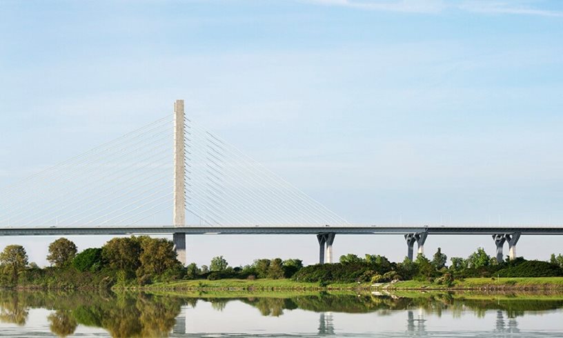 Profile view of the New Samuel de Champlain bridge.