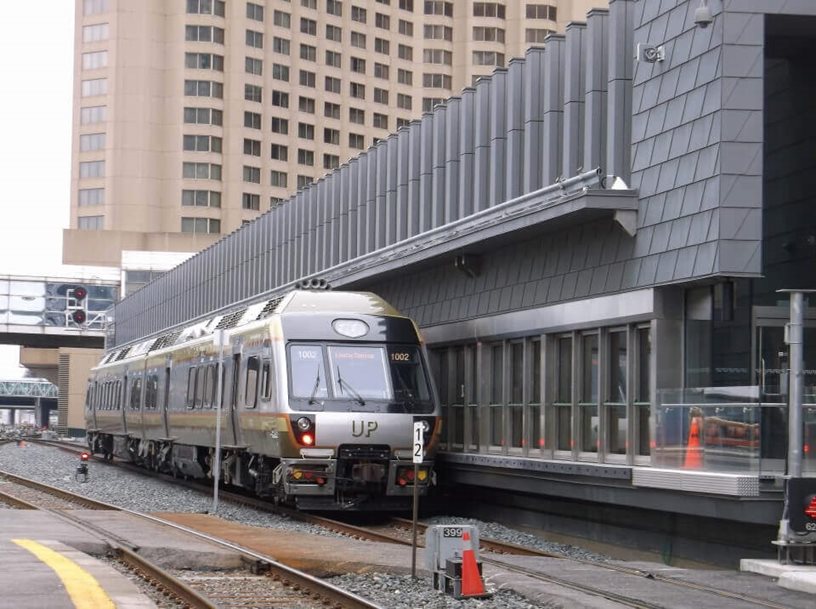 Union-Pearson.jpg A Union-Pearson express train parked in a train station.