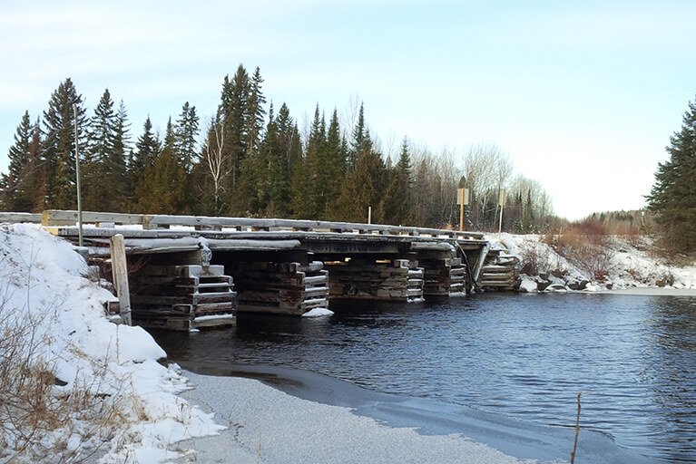 FergusRoad_Featured-(1).jpg Current bridge structure at Fergus Road.